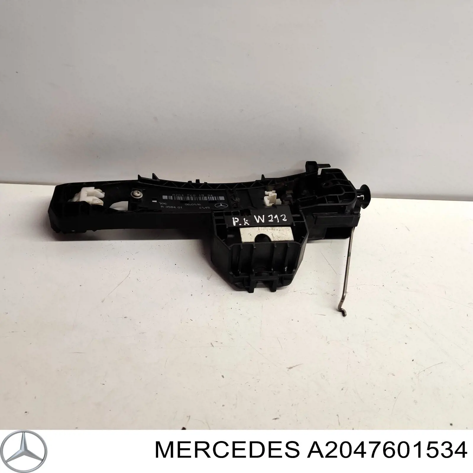 Suporte de maçaneta externa da porta dianteira esquerda Mercedes A2047601534 preço, a partir de 34,37 USD