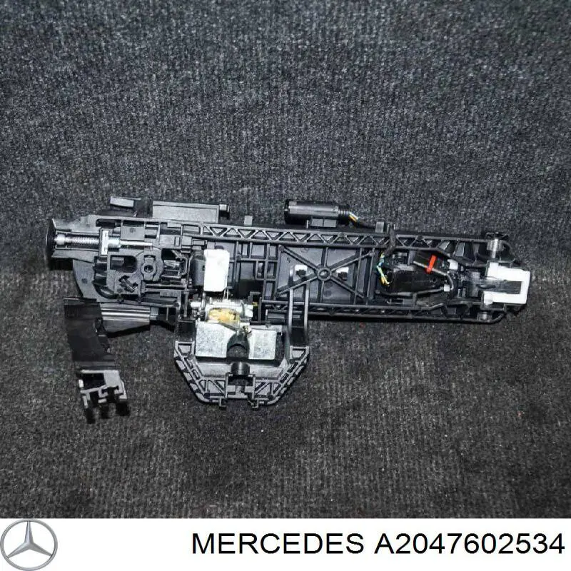A2047602534 Mercedes Suporte de maçaneta externa da porta traseira esquerda