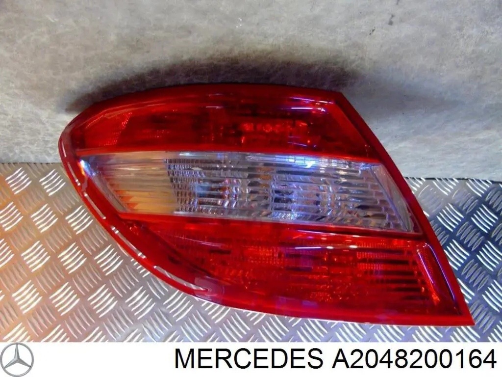 A2048200164 Mercedes Lanterna traseira esquerda