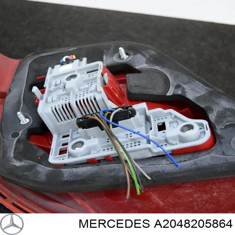 Compre A204906050364 Mercedes Lanterna traseira direita