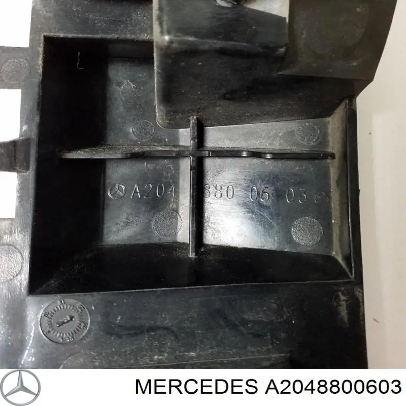 Consola direita do pára-choque traseiro externo Mercedes A2048800603 preço, a partir de 26,85 USD