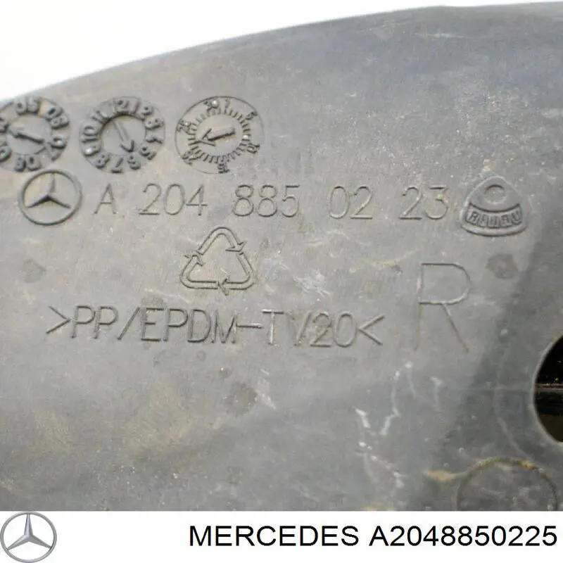 Pára-choque traseiro A2048850225 Mercedes