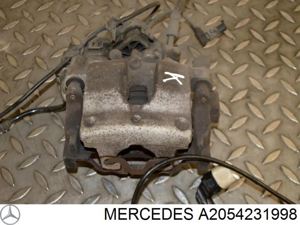 Suporte do freio traseiro esquerdo Mercedes A2054231998 preço, a partir de 148,38 USD