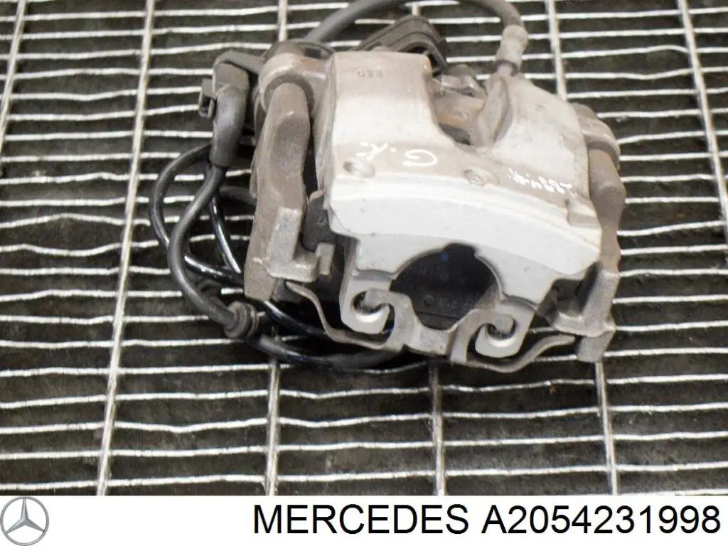 Suporte do freio traseiro esquerdo A2054231998 Mercedes