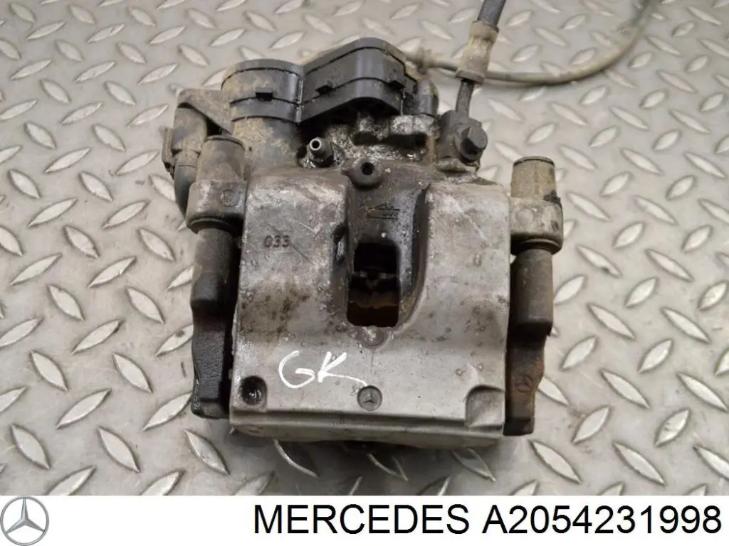 Suporte do freio traseiro esquerdo Mercedes A2054231998