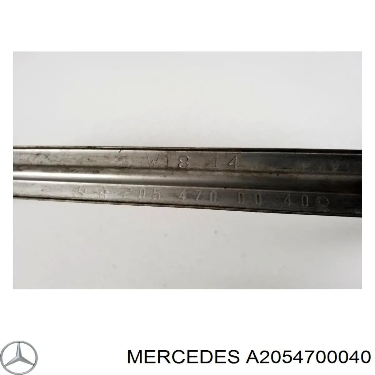 Compre A2054700040 Mercedes Consola de tanque de combustível