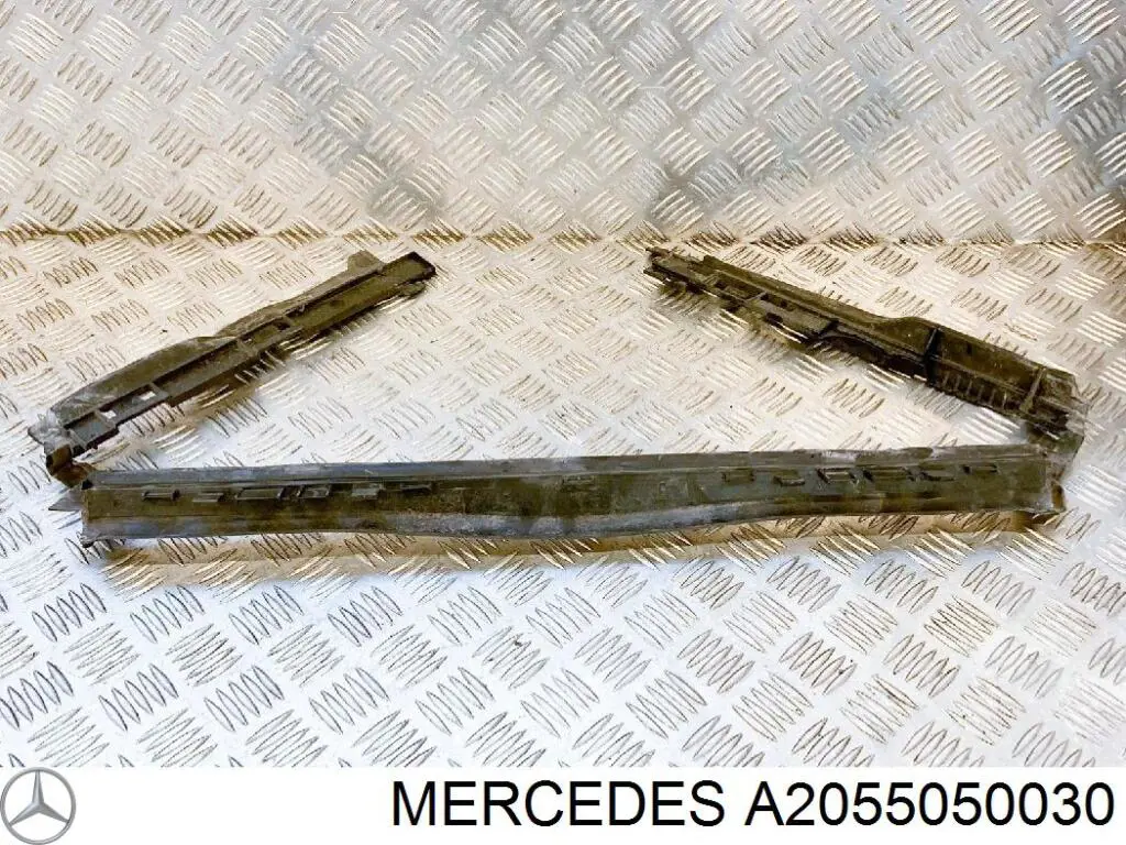 A2055050030 Mercedes Conduto de ar (defletor) do radiador