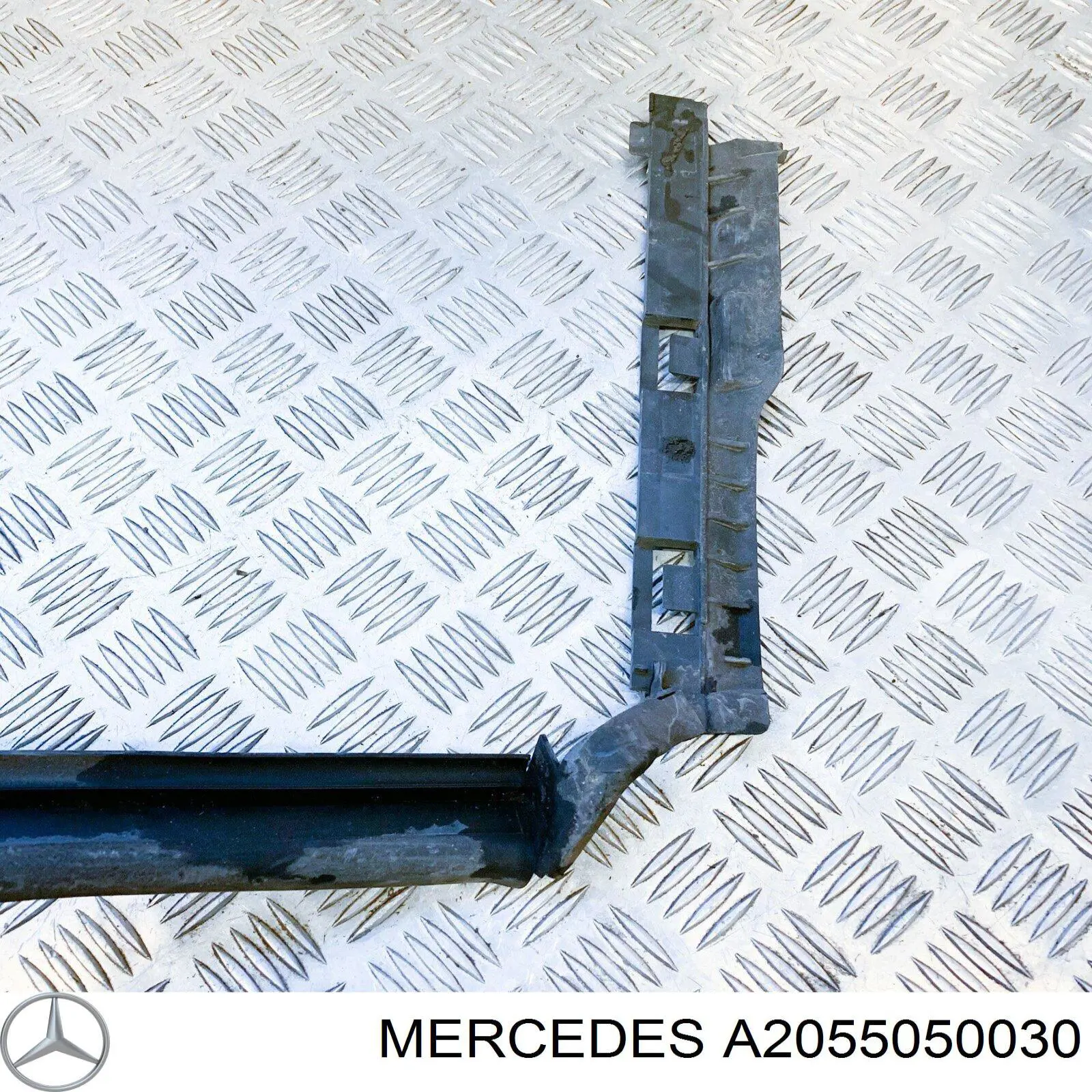 Conduto de ar (defletor) do radiador Mercedes A2055050030 preço, a partir de 77,66 USD