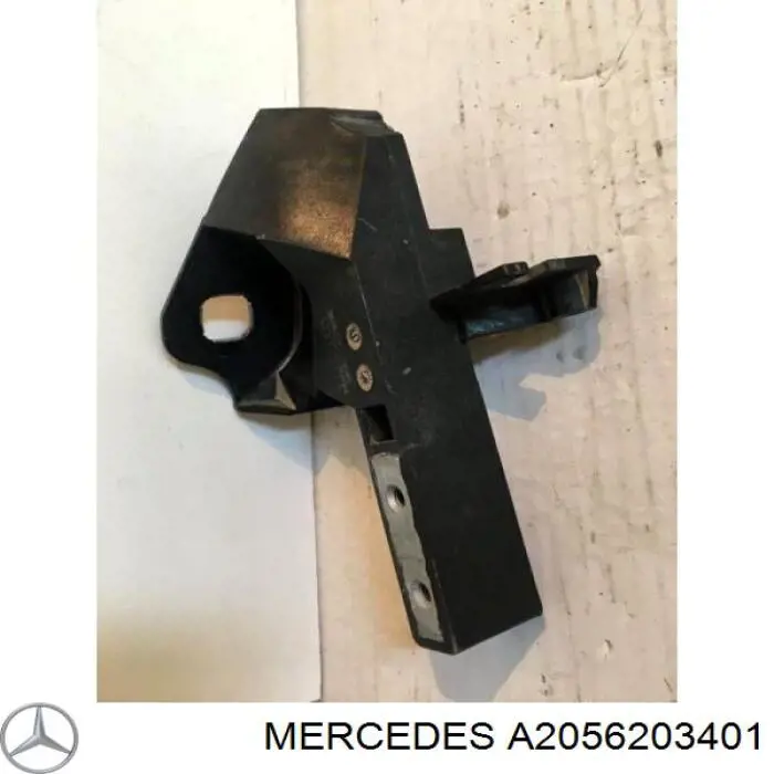 Consola (adaptador) de fixação da luz dianteira esquerda Bapmic BF0216200007 preço, a partir de 19,69 USD