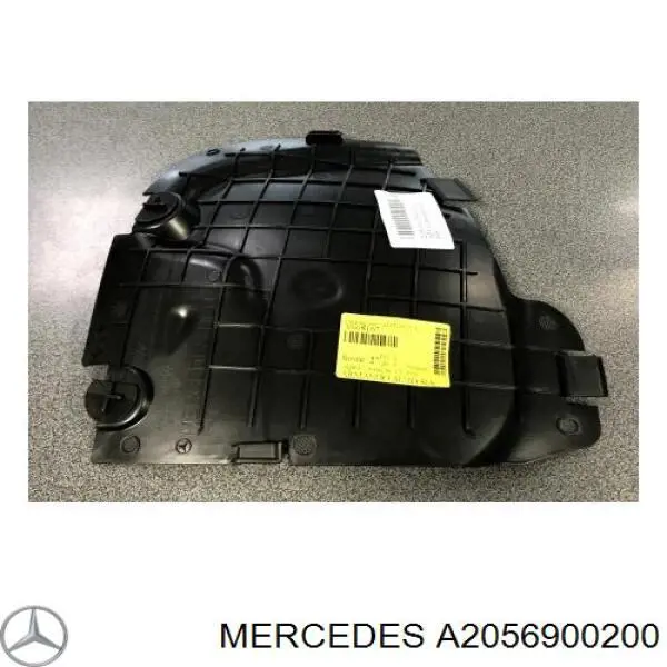 A2056900200 Mercedes Alcapão do forro do pára-choque dianteiro direito