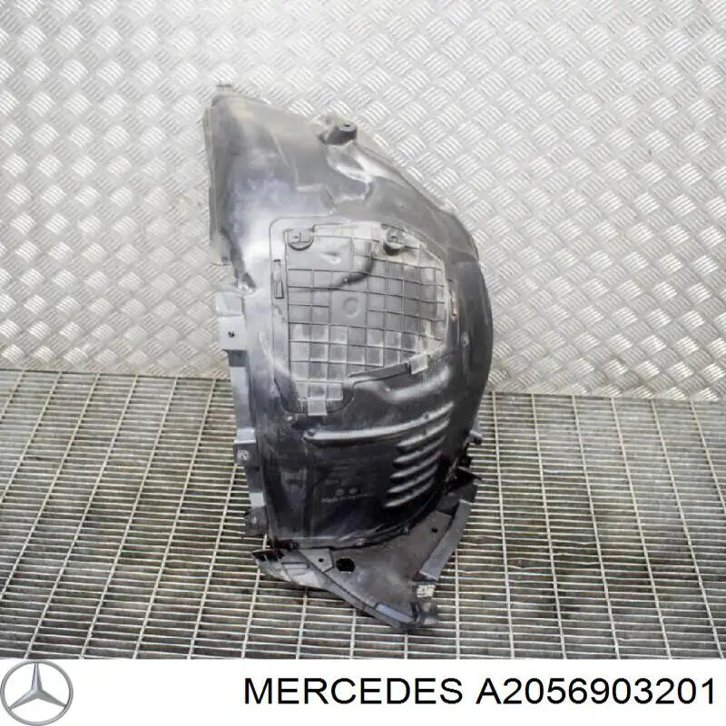 Guarda-barras direito dianteiro do pára-lama dianteiro Mercedes A2056903201 preço, a partir de 62,11 USD
