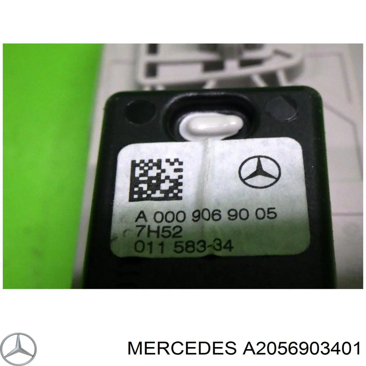 Guarda-barras direito dianteiro do pára-lama dianteiro Mercedes 2056903401 preço, a partir de 34,42 USD