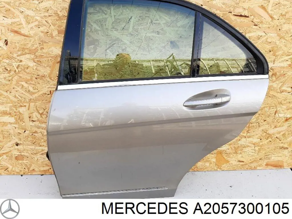 A2057300105 Mercedes Porta traseira esquerda