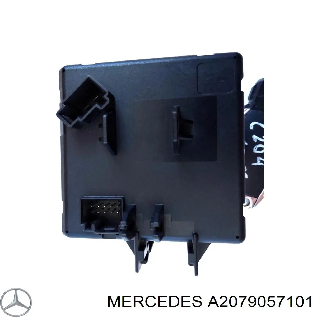  Mercedes A2079057101