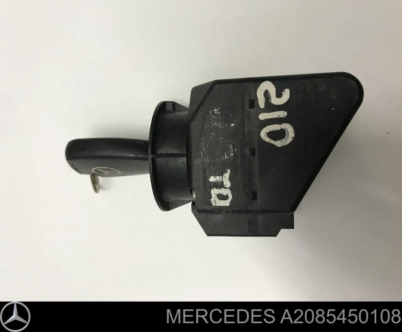 Compre A2085450208 Mercedes Fecho de ignição