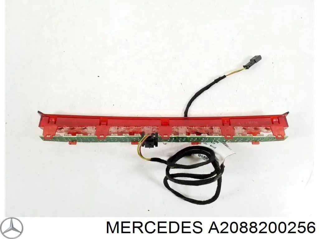 Sinal de parada traseiro adicional Mercedes A2088200256 preço, a partir de 45,97 USD