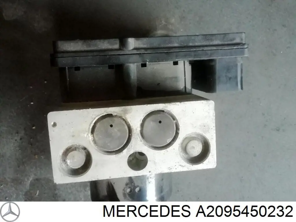 Unidade hidráulico de controlo ABS Mercedes A2095450232 preço, a partir de 67,05 USD