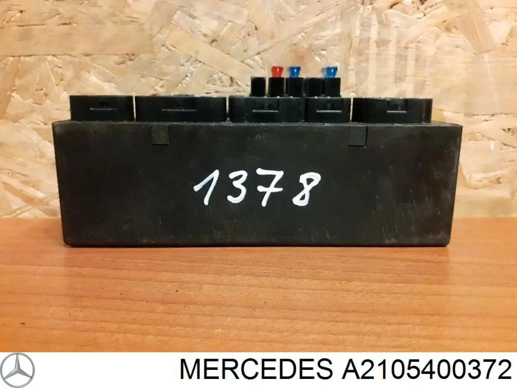 A2105400372 Mercedes Unidade de relês