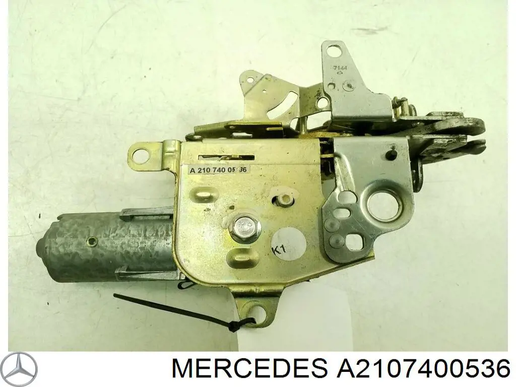 A2107400536 Mercedes Fecho de tampa de porta-malas (de 3ª/5ª porta traseira)