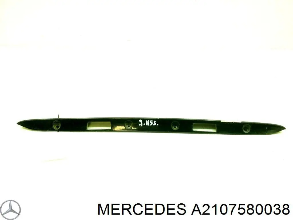 Compre A2107580438 Mercedes Caixa da luz de fundo de matrícula