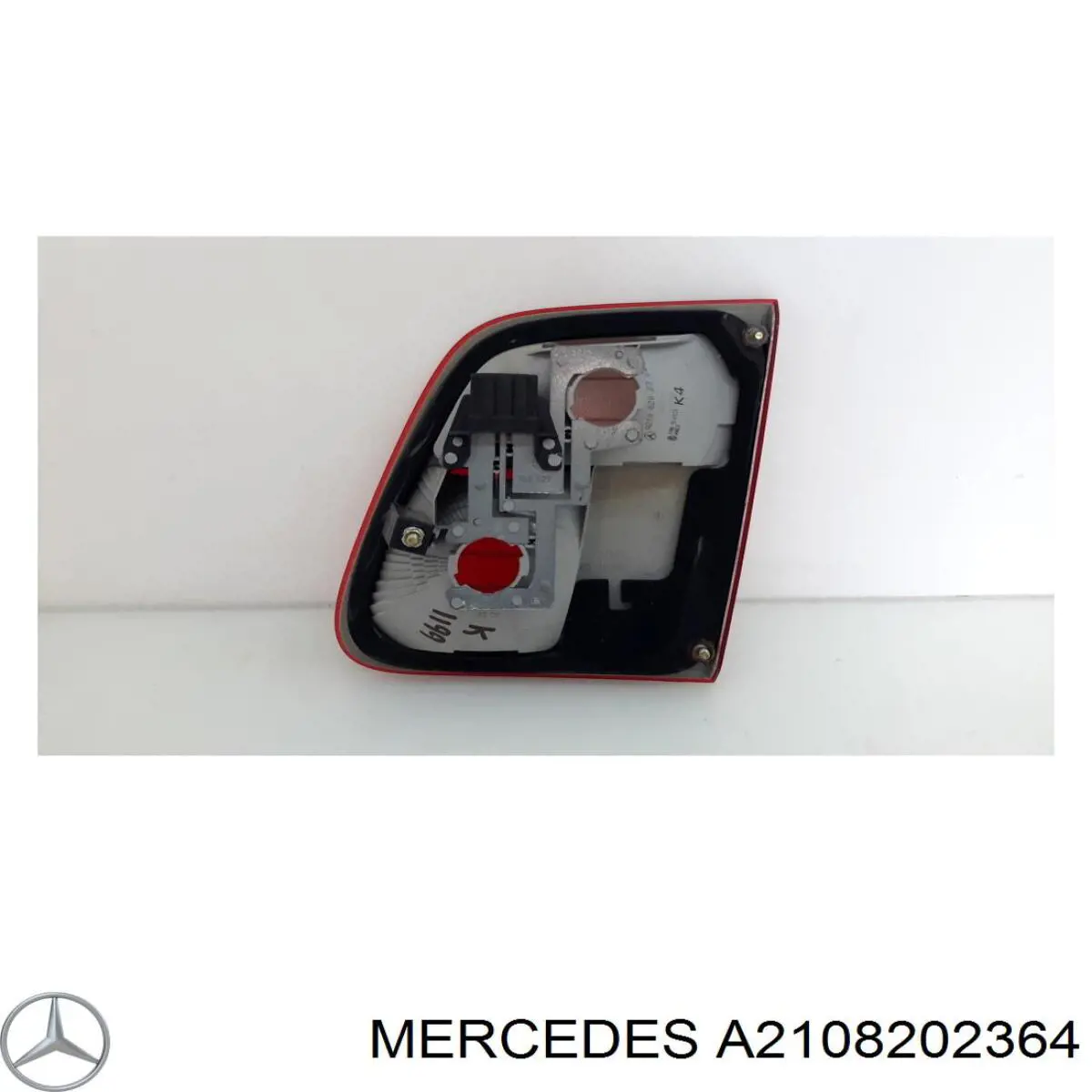 Lanterna traseira esquerda interna Mercedes A2108202364 preço, a partir de 45,99 USD