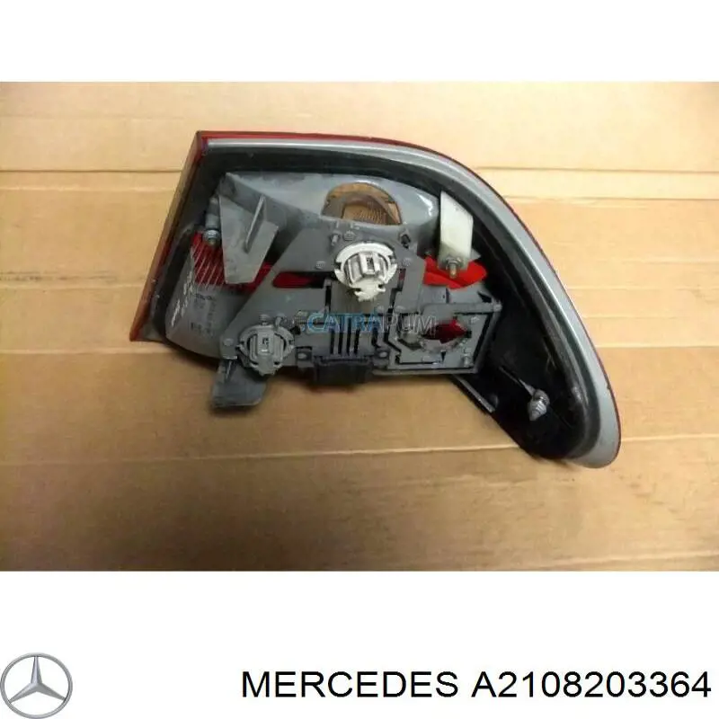A2108203364 Mercedes Lanterna traseira esquerda externa