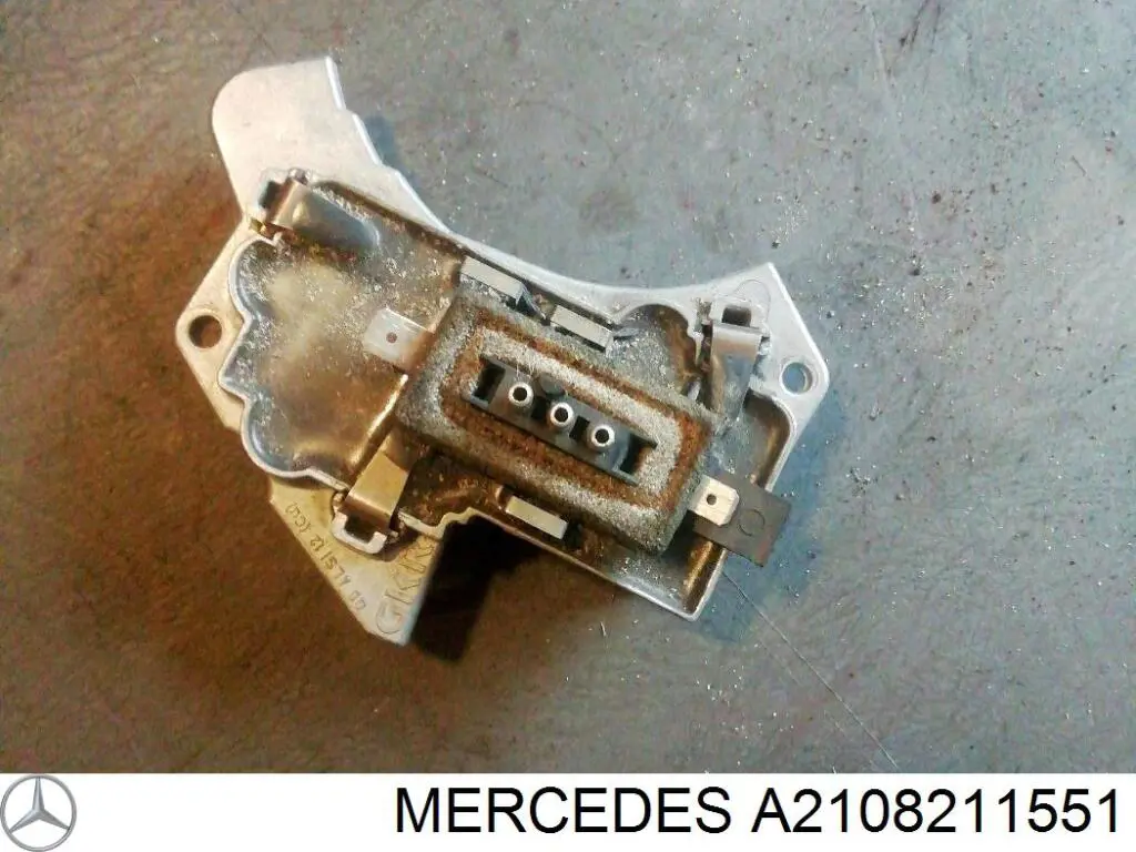A2108211551 Mercedes Resistor (resistência) de ventilador de forno (de aquecedor de salão)