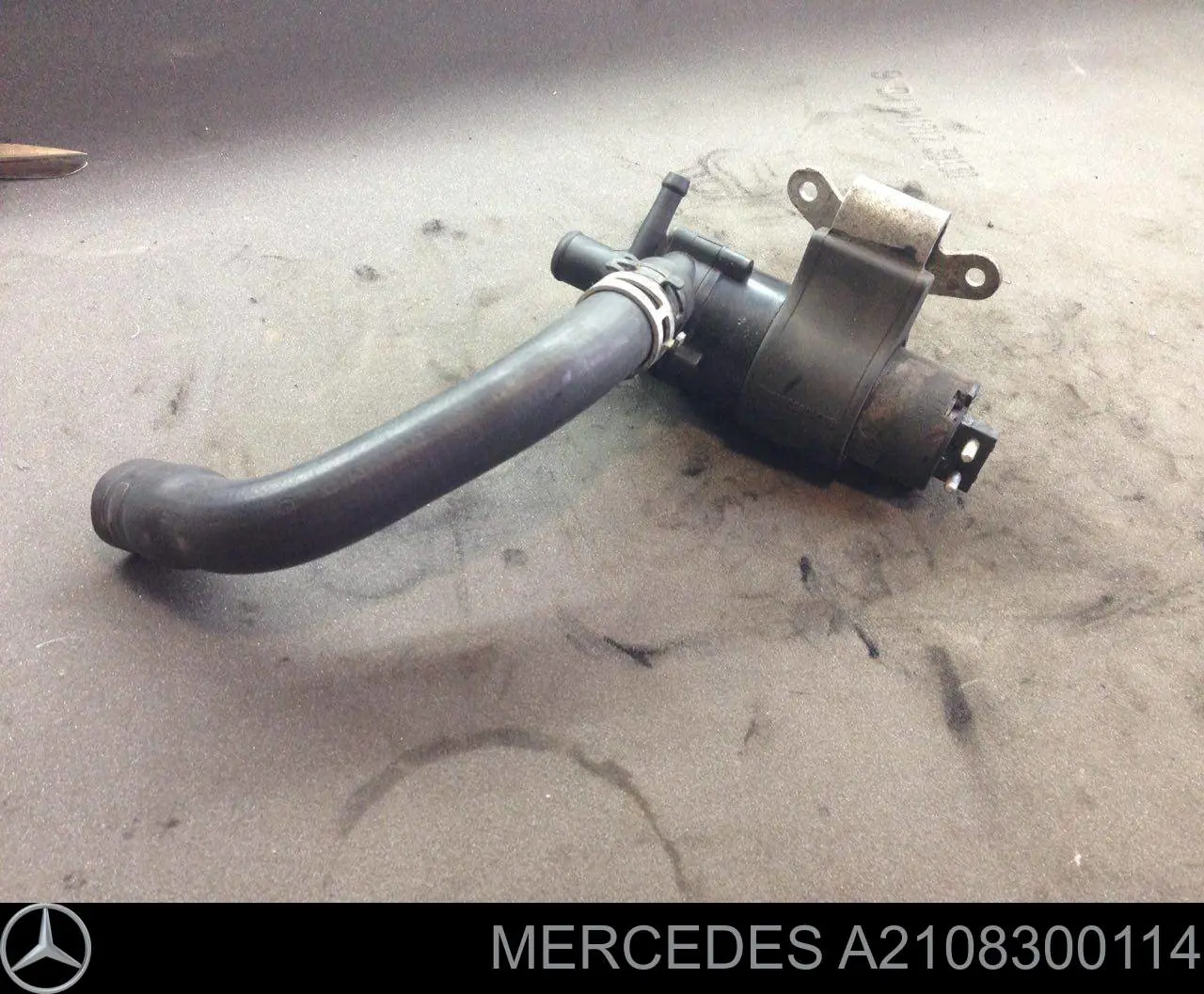 A2108300114 Mercedes Braçadeira de tubo do freio
