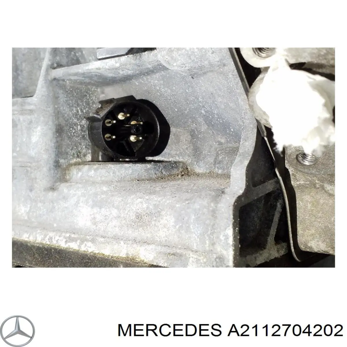 2112704202 Mercedes 