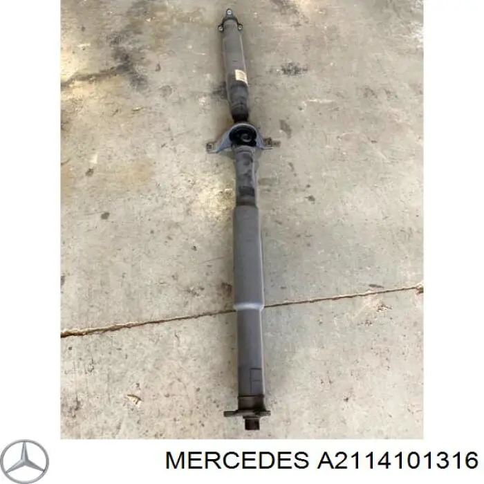 A2114104706 Mercedes Junta universal traseira montada