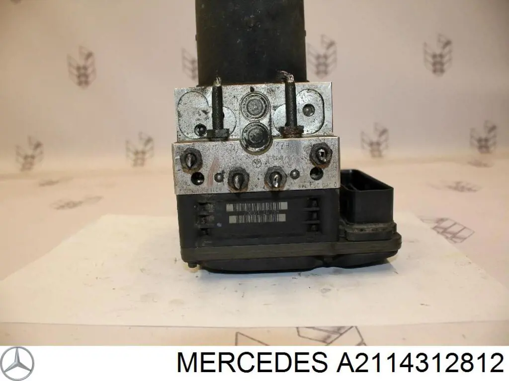  Mercedes A2114312812
