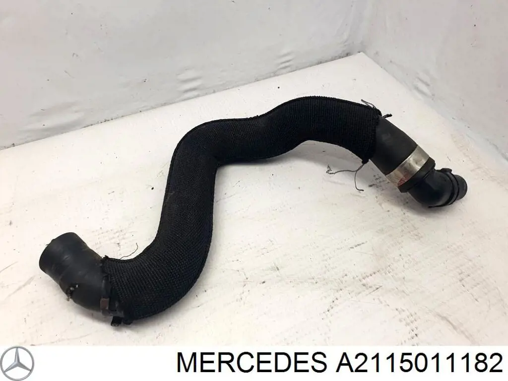 Mangueira (cano derivado) do radiador de esfriamento superior Mercedes A2115011182 preço, a partir de 76,62 USD
