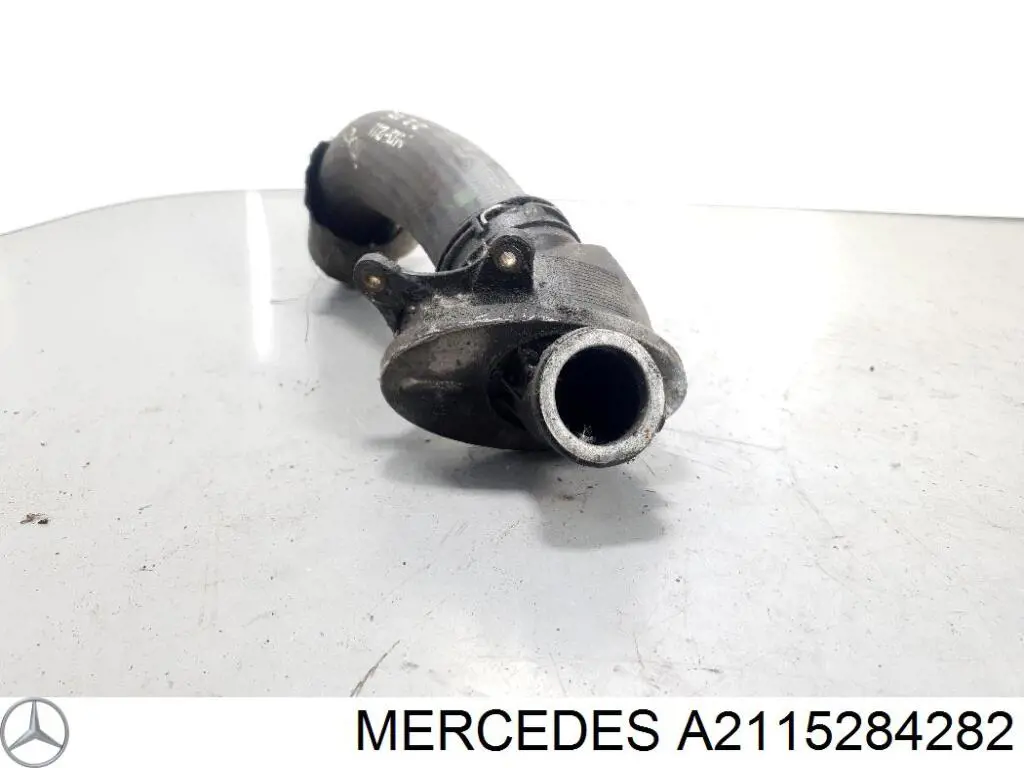 A2115284282 Mercedes Mangueira (cano derivado) de intercooler