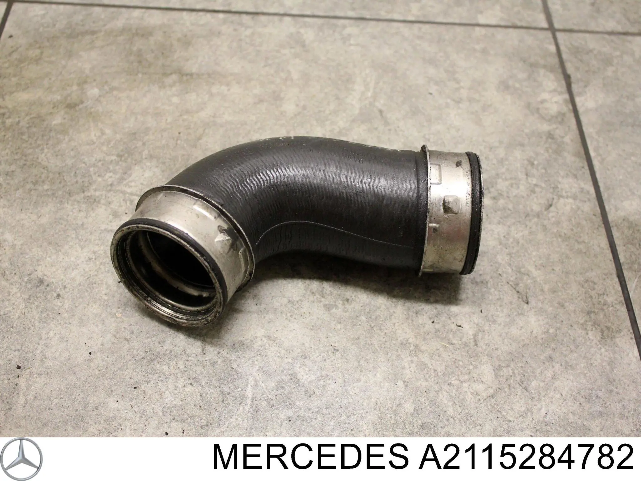 Mangueira (cano derivado) de intercooler Mercedes A2115284782 preço, a partir de 56,28 USD