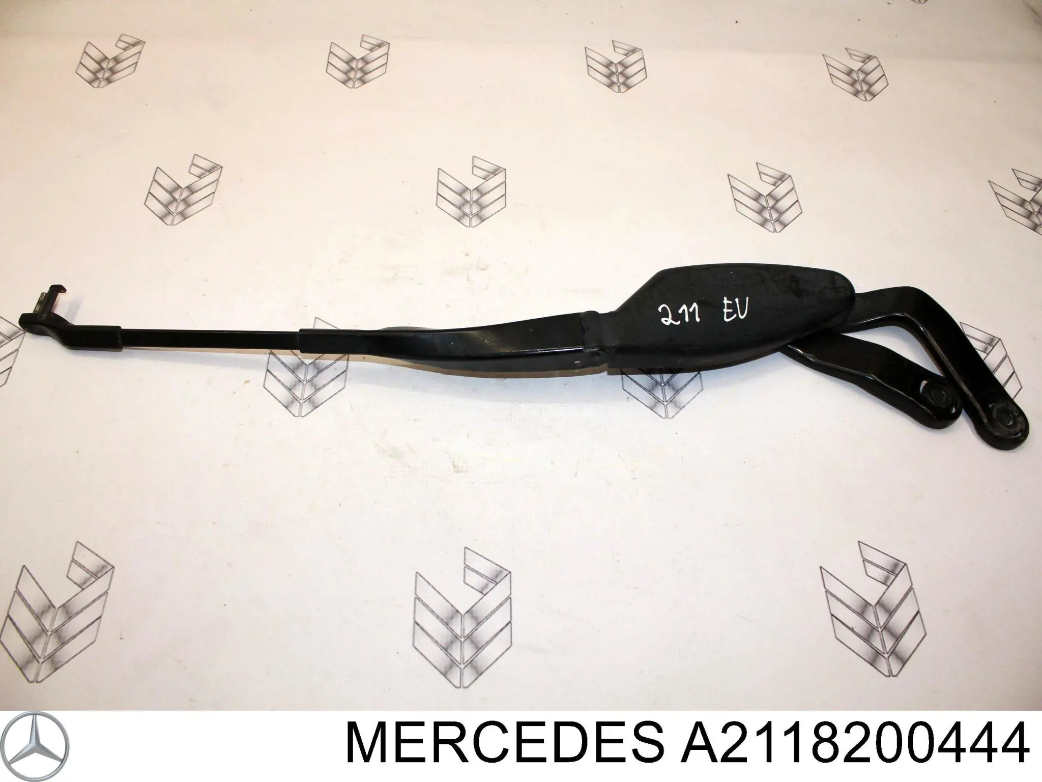 Braço de limpa-pára-brisas do pára-brisas Mercedes A2118200444 preço, a partir de 45,97 USD