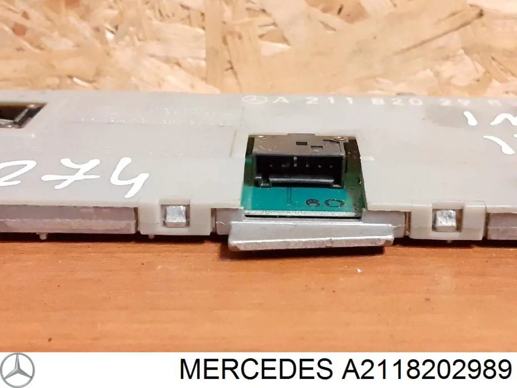  Mercedes A2118202989 preço, a partir de 648,43 USD
