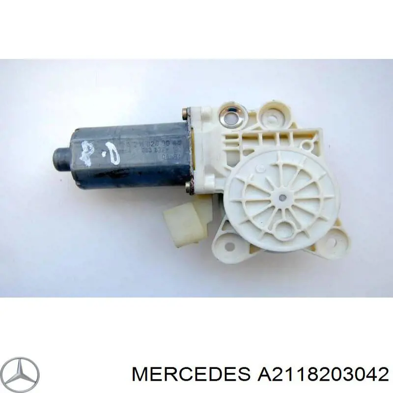 Compre A2118203042 Mercedes Motor de acionamento de vidro da porta dianteira direita