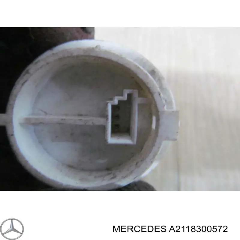 Sensor de temperatura de ar no salão Mercedes A2118300572 preço, a partir de 45,79 USD