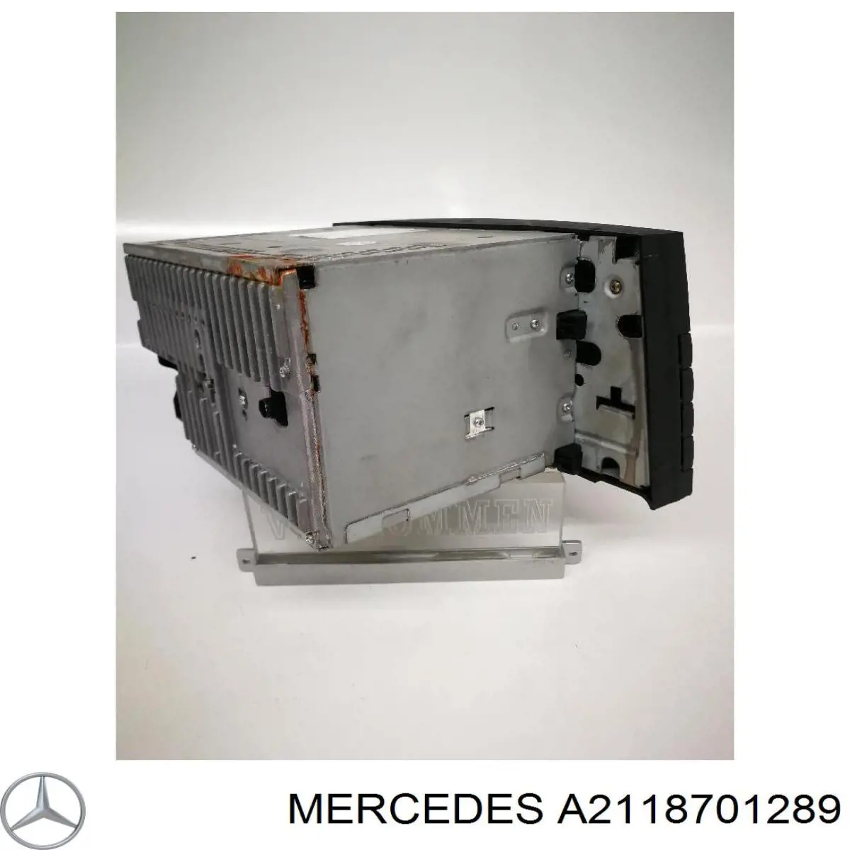 2118701289 Mercedes Aparelhagem de som (rádio AM/FM)