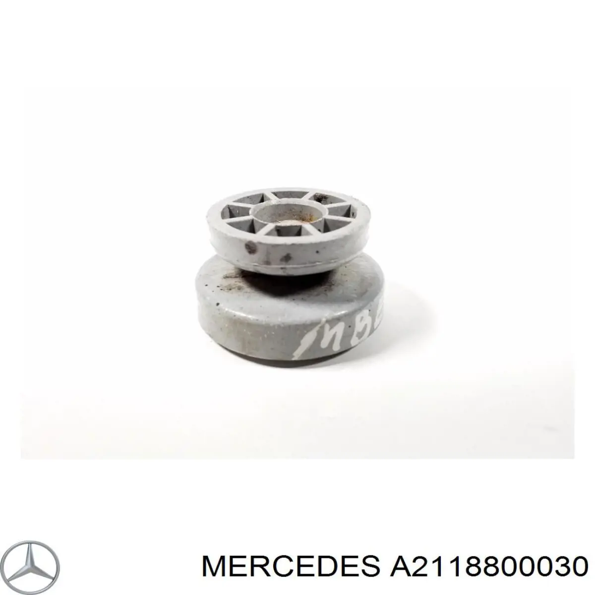 A2118800030 Mercedes Consola dianteira de fixação do pára-lama dianteiro