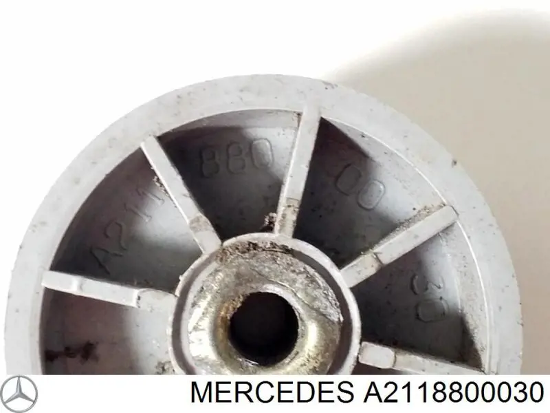 Consola dianteira de fixação do pára-lama dianteiro Mercedes A2118800030 preço, a partir de 19,60 USD