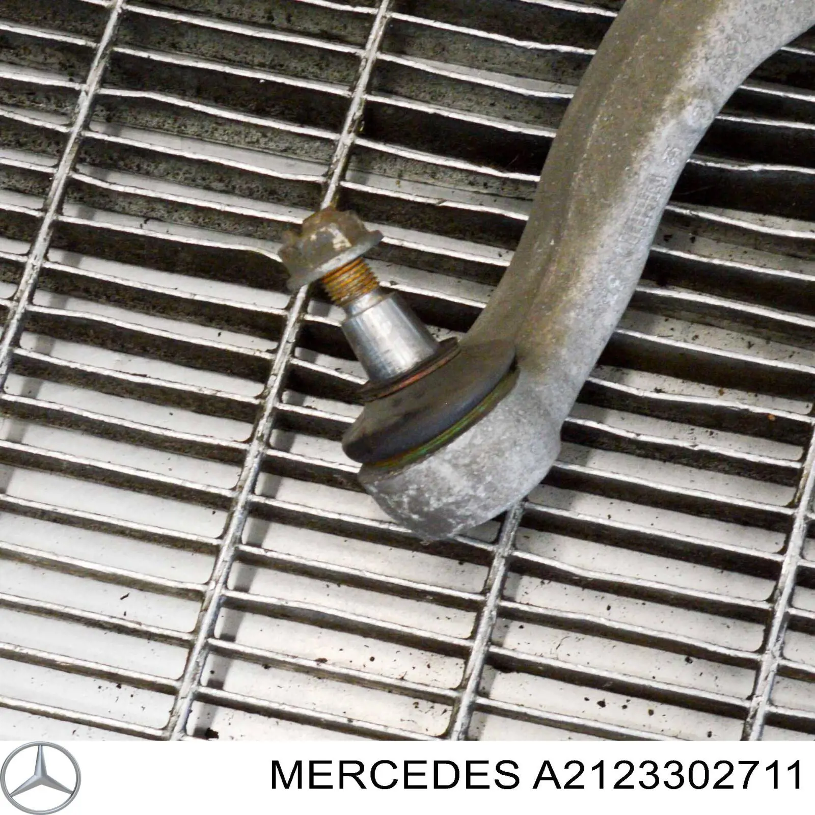 Compre A2123302711 Mercedes Braço oscilante superior esquerdo de suspensão dianteira