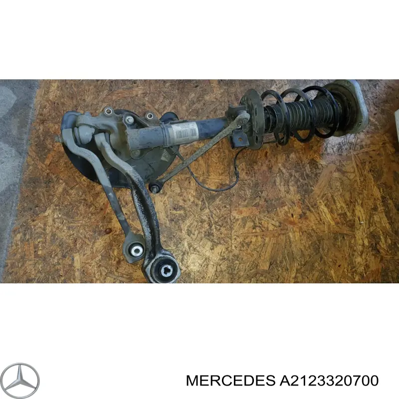 A2123320700 Mercedes Pino moente (extremidade do eixo) dianteiro esquerdo