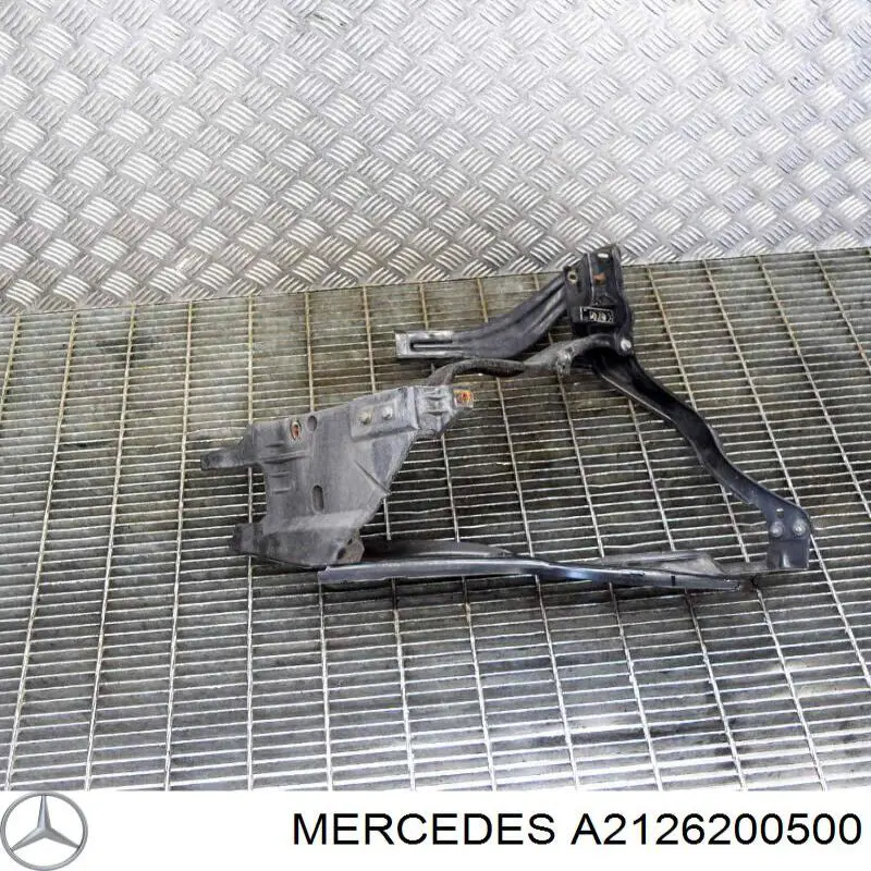 Suporte esquerdo do radiador (painel de montagem de fixação das luzes) Mercedes 2126200500 preço, a partir de 72,15 USD