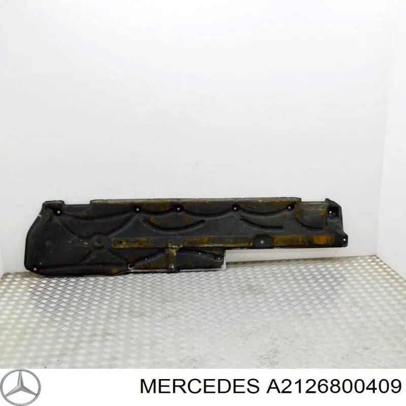 A2126800409 Mercedes Proteção de fundo direita