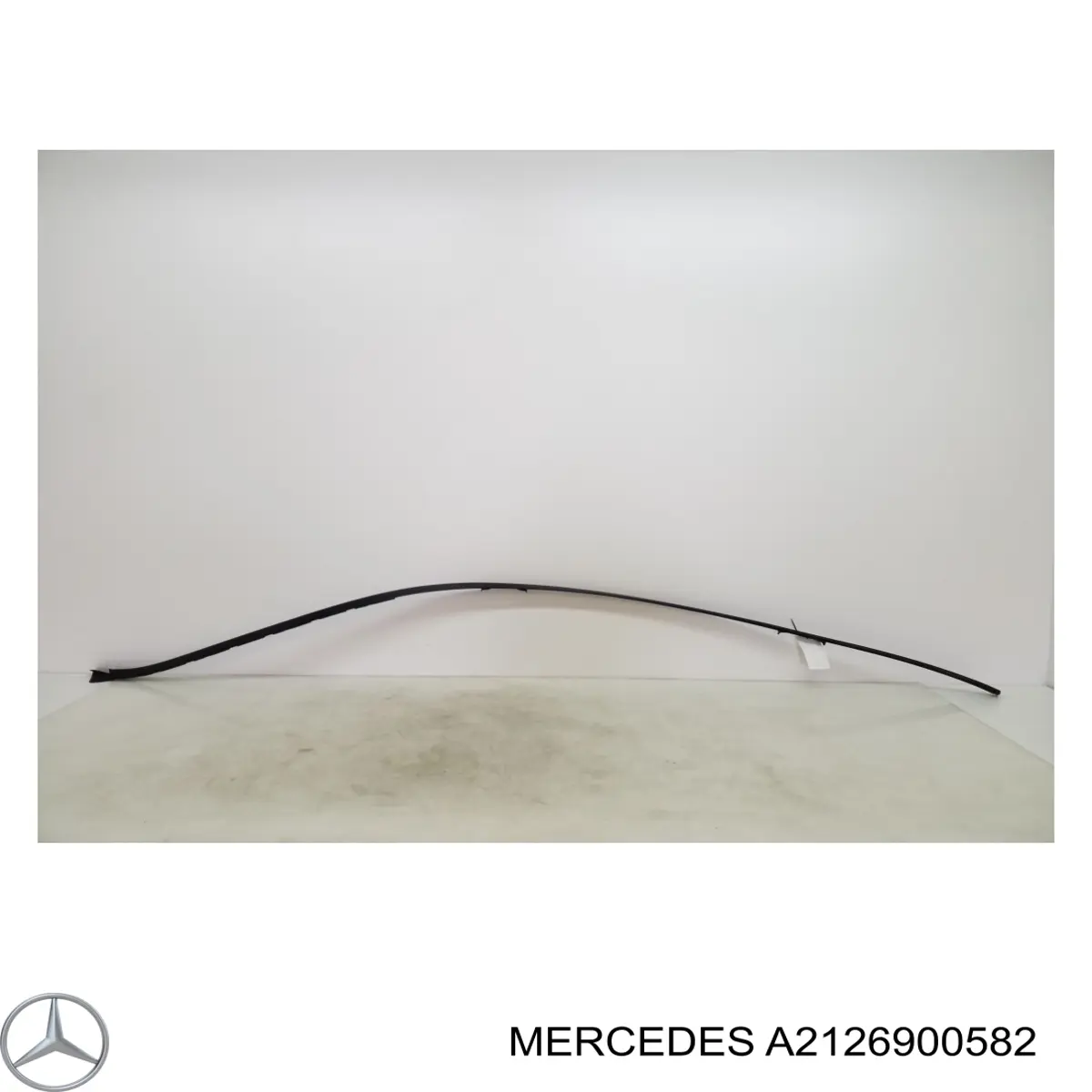 A2126900582 Mercedes Moldura do teto esquerda