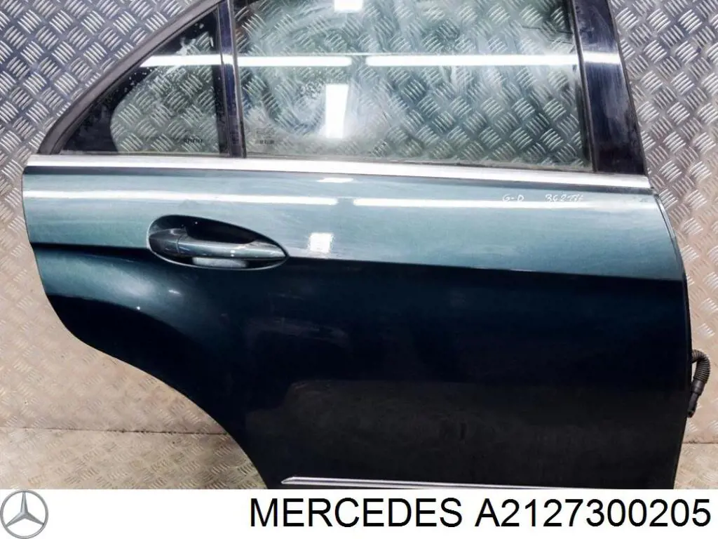 Compre A2127300205 Mercedes Porta traseira direita
