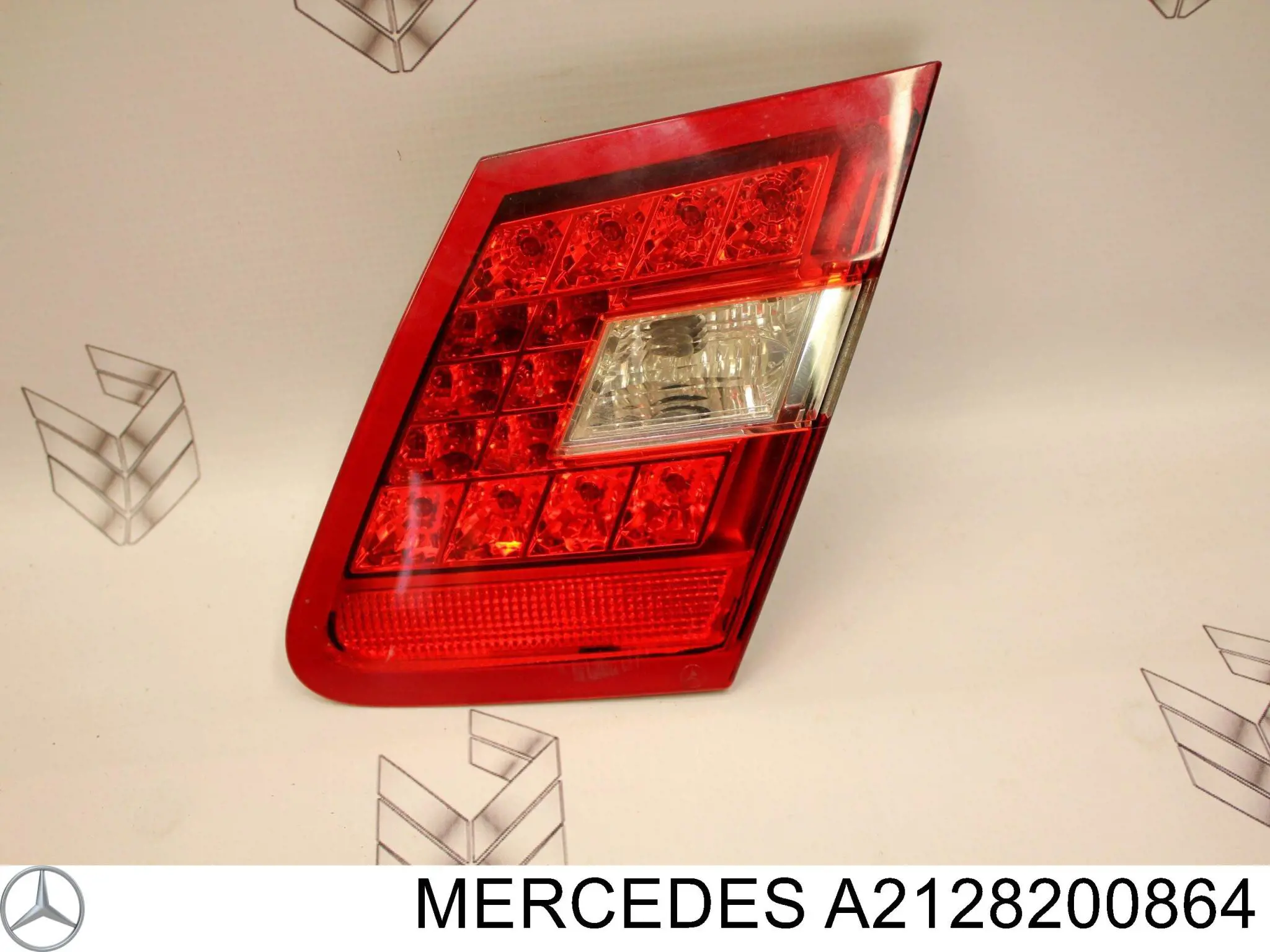 A2128200864 Mercedes Lanterna traseira direita interna
