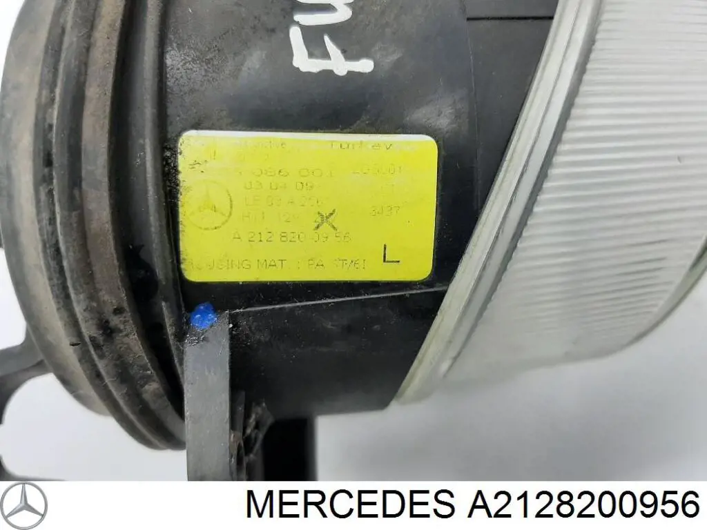 A2128200956 Mercedes Luzes de nevoeiro direitas