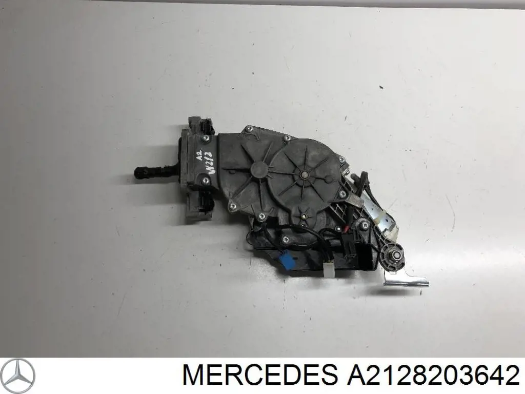 2128203642 Mercedes 